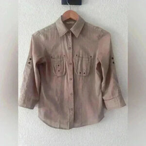 American Eagle Outfitters XS Safari woman’s beige button up shirt 100% cotton